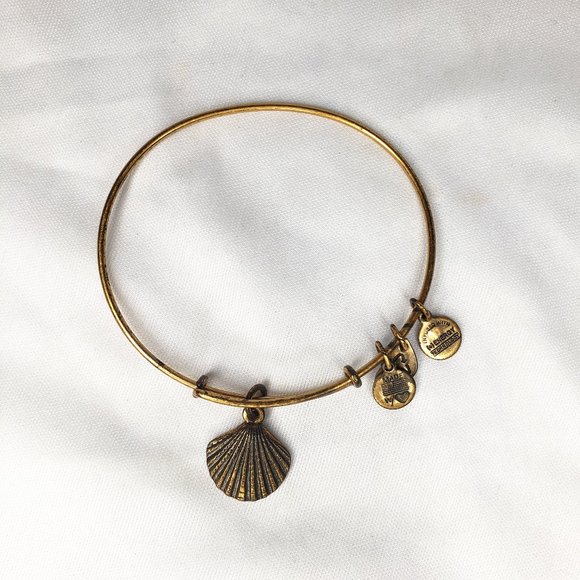 Alex & Ani Stackable Gold Bracelet Seashell Charm - Picture 1 of 2